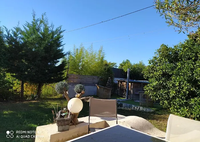 Laura Avec Piscine Privee Appartement *