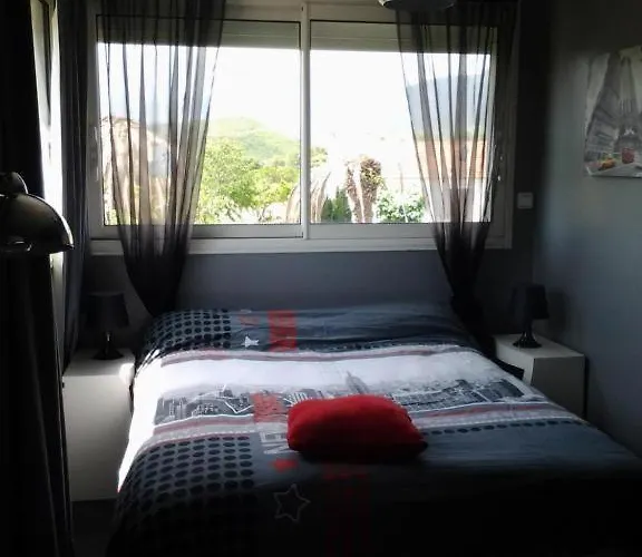 Laura Avec Piscine Privee Apartment Ghisonaccia